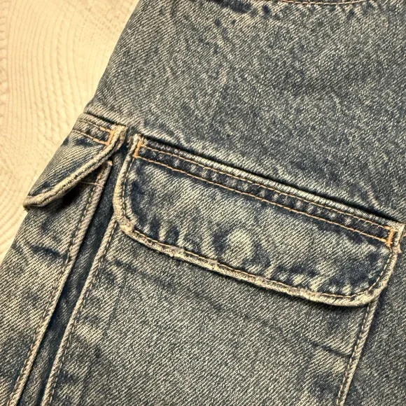 Zara Blue Denim Mini Skirt with Pockets - Picture 4 of 7